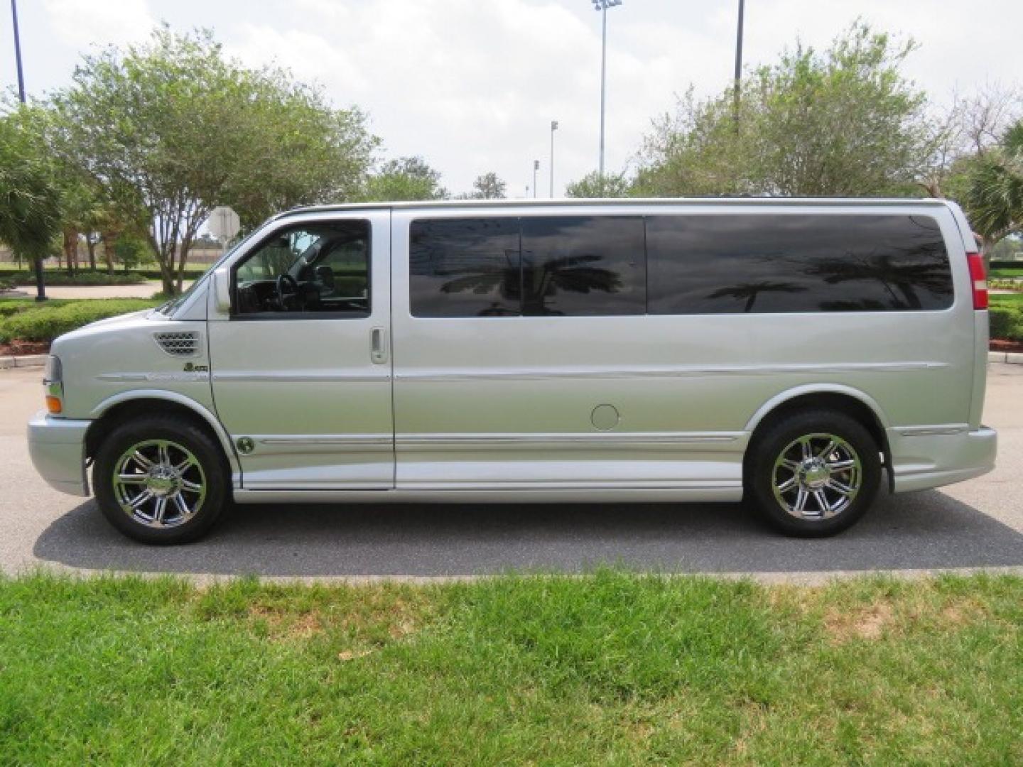 2014 Chevrolet Express (1GBWGLCG3E1) , located at 4301 Oak Circle #19, Boca Raton, FL, 33431, (954) 561-2499, 26.388861, -80.084038 - You are looking at a Rare 2014 Chevy Express 2500 Quigley 4x4 Four Wheel Drive Explorer Limited SE 9 Passenger Conversion Van with: 107K Original Miles, 6 Captain Chairs, Rear Power Folding Bench Seat Bed, Center Consoler Cooler, Front PPF (Paint Protection Film) Explorer Limited Conversion Througho - Photo#24